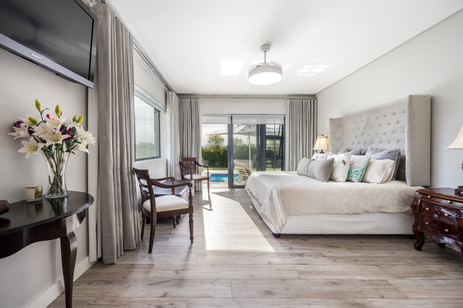 4 Bedroom Property for Sale in Vierlanden Western Cape